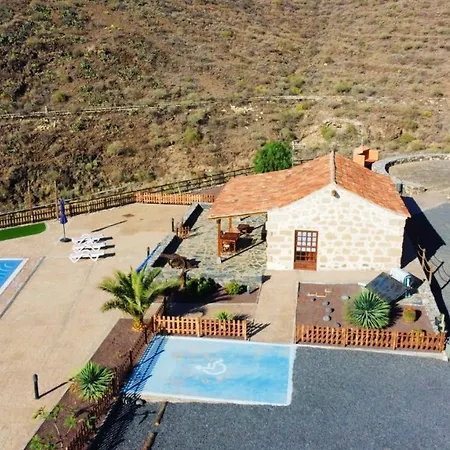 Casa rural con piscina privada, BBQ, vista a océano en Tenerife Sur *