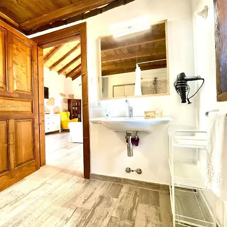Casa rural con piscina privada, BBQ, vista a océano en Tenerife Sur *