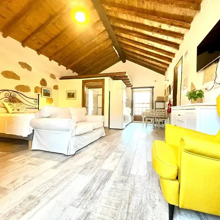 Hébergement de vacances Casa rural con piscina privada, BBQ, vista a océano en Tenerife Sur *