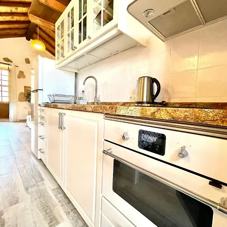 Casa rural con piscina privada, BBQ, vista a océano en Tenerife Sur San Miguel de Abona