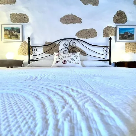 Casa rural con piscina privada, BBQ, vista a océano en Tenerife Sur Hébergement de vacances