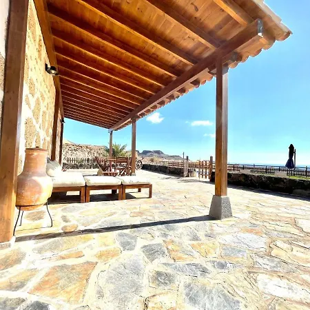 Casa rural con piscina privada, BBQ, vista a océano en Tenerife Sur *