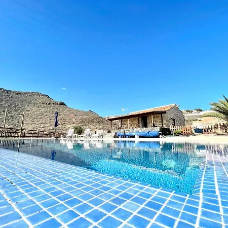 Hébergement de vacances Casa rural con piscina privada, BBQ, vista a océano en Tenerife Sur
