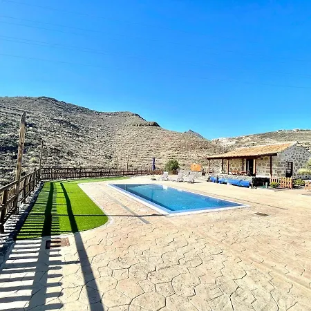 Casa rural con piscina privada, BBQ, vista a océano en Tenerife Sur Hébergement de vacances
