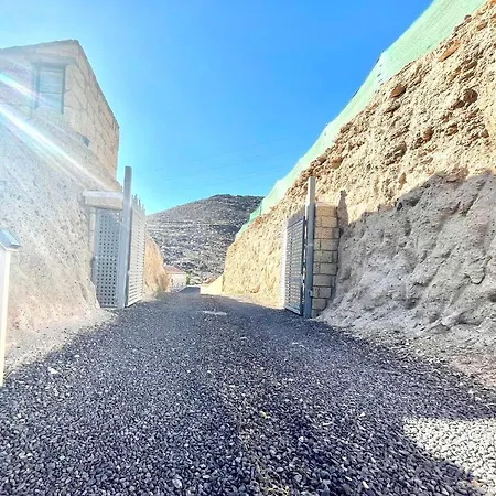 Casa rural con piscina privada, BBQ, vista a océano en Tenerife Sur Hébergement de vacances *