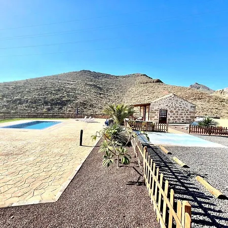 Casa rural con piscina privada, BBQ, vista a océano en Tenerife Sur * San Miguel de Abona
