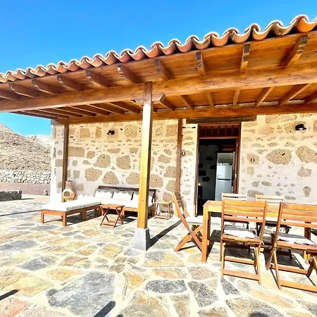 Casa rural con piscina privada, BBQ, vista a océano en Tenerife Sur San Miguel de Abona