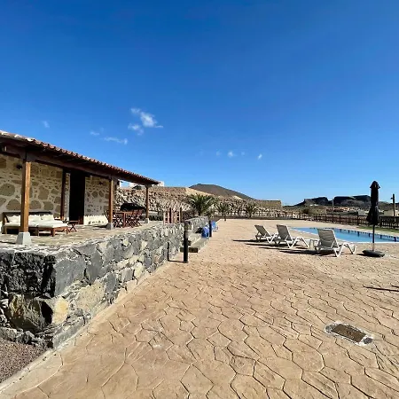 Casa rural con piscina privada, BBQ, vista a océano en Tenerife Sur Hébergement de vacances